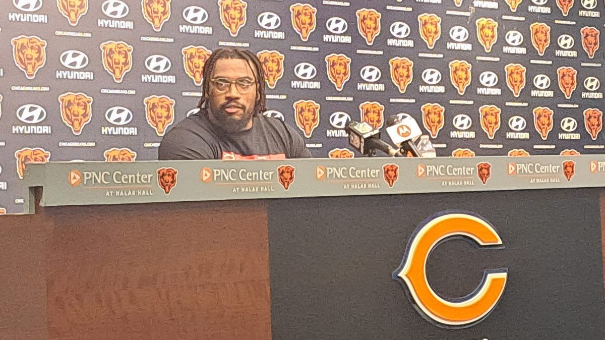 Bears Braxton Jones